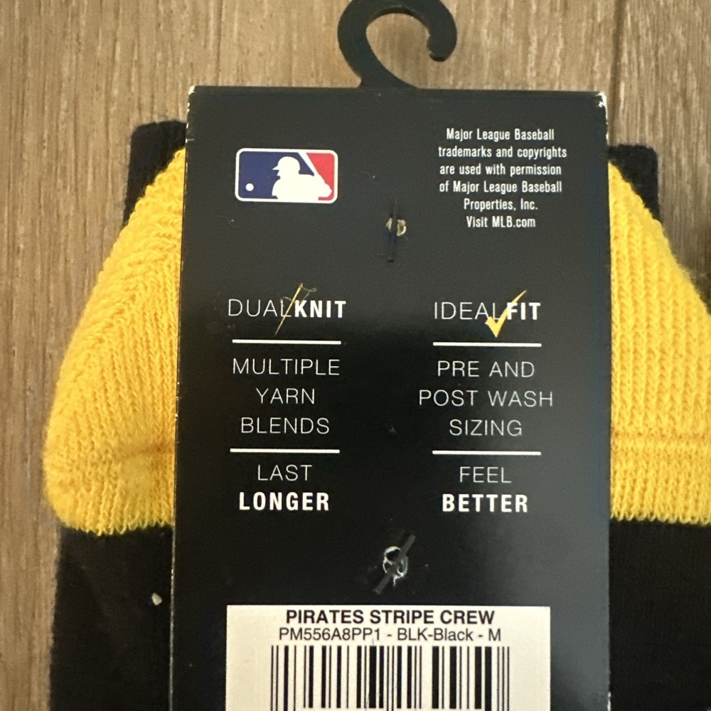 Pittsburgh Pirates Buccos MLB Crew Socks 2 Pr Athletic Fit Med Y1-6,W3-8 NEW - Picture 4 of 4